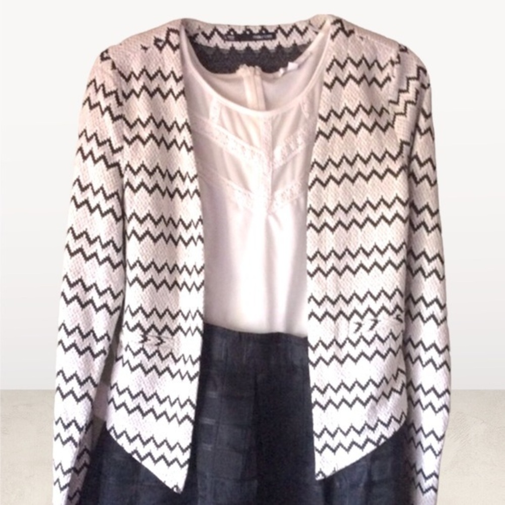 ZIGZAG GRAY/BLACK/ WHITE JACKET